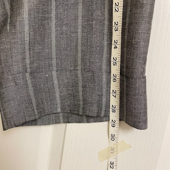david n grey linen suit with jacket and mid-calf pants, size 12 - Picture 11 of 12